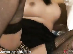 Анальное порно с двойным проникновением в азиатскую девчонку