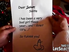 Похотливый Санта Клаус жёстко трахает в задницу плохих девочек