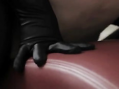 Женщина в чёрном латексном белье оттрахала связанного парня