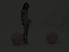 Гибкая малышка в колготках позирует в анаглифном 3D порно клипе