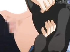 Сисястая хентай детка с розовыми волосами делала минет на кровати