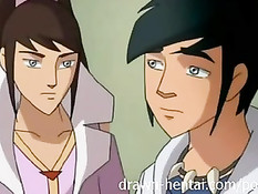 Хентай брюнетка отсосала бритый член и запрыгнула на него сверху