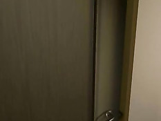 3D горничная с огромной грудью сосала член и трахалась с мужчиной