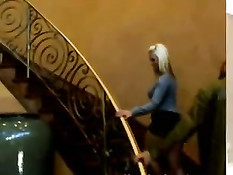 Сисястая мулатка Лейси Дувалле занимается сексом на рабочем месте