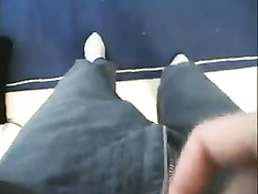 Очень сексуальная чёрная девчонка с большой грудью сосала член