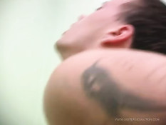 Сделал русской девушке массаж, а потом оттрахал её в разных позах