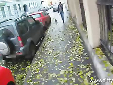 Питерская девка с собачкой Кристина снимается в любительском порно