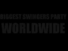 Молодые пары чешских свингеров организовали большую групповуху