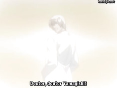 Девушка в белом халате на работе занимается сексом с любовником