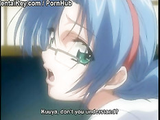 Девчонка мастурбировала на кровати, а мальчик пришёл и оттрахал