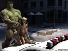 Халк отодрал пышногрудую девушку на капоте полицейской машины