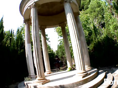 Сисястая девушка Ihintz Navarro ебётся с парнем на свежем воздухе