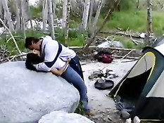 Индийская девушка с большой грудью занимается сексом у палатки