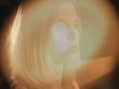 Мужчина связывает молодую блондинку и трахает её во все дырки