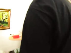 Юная русская брюнетка в чёрных сапогах сосёт и трахается с дядей