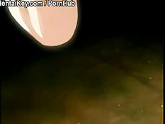 Подвешенной к потолку хентай малышке руками стимулируют клитор