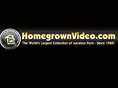 Две семейные пары приобретают свой первый опыт в сексе свингеров