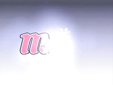 Светловолосая хентай девчонка подрочила мальчику член сиськами