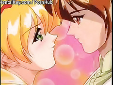 Две хентай лесбиянки в душе трутся своими возбуждёнными сосками