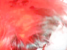 Сисястая шлюшка с завязанными глазами должна отсасывать член