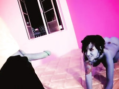 Сисястая девочка панк с татуировкой на плече трахается с мужиком