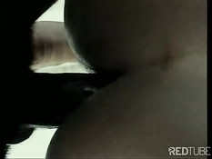 Анальный секс и великолепный отсос от чёрных девушек у бассейна