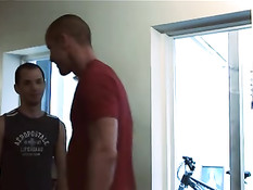 Гей с татуировками зашёл в гости к любовнику и отодрал его в жопу