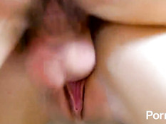 Молодая испанская пара для занятия сексом выбрала старые руины