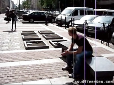 Насладился эротическим массажем и трахнул сисястую русскую девку