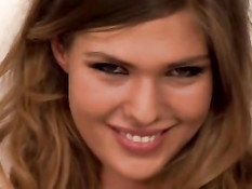 Сексуальная девка Olivia La Roche получает двойное проникновение