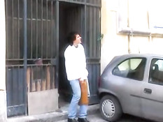 Горячие испанские девушки занимаются анальным групповым сексом