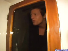 Ночная ебля с девушкой на катере плывущем по реке в Амстердаме