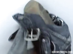 Встретил на улице чешскую блондинку и оттрахал её в примерочной