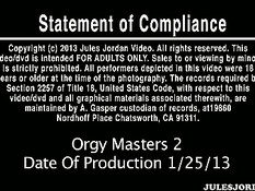 Пышногрудые белые шалуньи очень любят большие чёрные члены