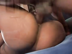 Мулатки с большими жопами занимаются анальным сексом с неграми