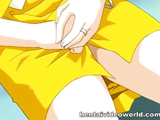 Парень трахает на кровати раком хентай девку с голубыми волосами