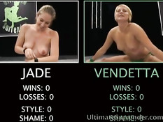 Девушка Vendetta побеждает на ринге Jade и трахает её страпоном