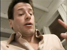 Развратная сисястая мамаша заставляет папочку трахать рыжую дочь