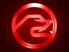 Мужчины геи из ретро порно фильма занимаются сексом на природе