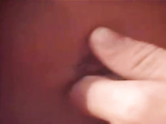 Мужчины геи из ретро порно фильма занимаются сексом на природе