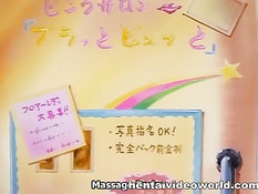 Парень в очках занимается любовью сразу с двумя хентай девками