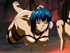 Связанным хентай девкам вставляют вибратор в пизду и хуй в анус