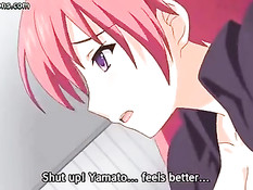 Парень целует аниме девку с большими сиськами и трахает на полу