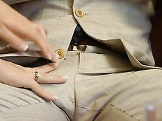 Пожилая женщина Lydia St Martin трахается с двумя джентльменами