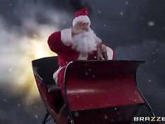 Сексуальные грудастые снегурочки ублажают одного Деда Мороза