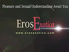 Восточная девушка лижет и дрочит член доводя до семяизвержения