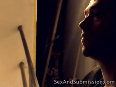 Преступник связал чёрную шлюху и жестоко отъебал в разных позах