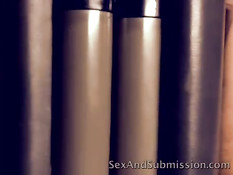 Преступник связал чёрную шлюху и жестоко отъебал в разных позах