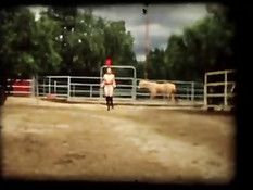 Чёрная госпожа выпорола свою белую рабыню и трахнула страпоном