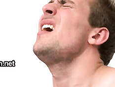 Гею в поликлинике проводят анальное исследование и дрочат член